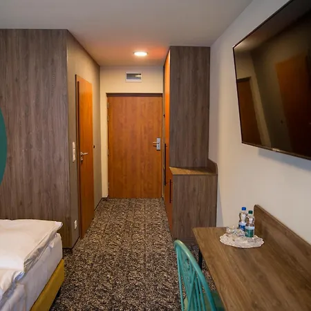 Santa Christina Hotel *