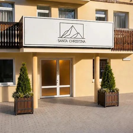 Hotel Santa Christina Mountain