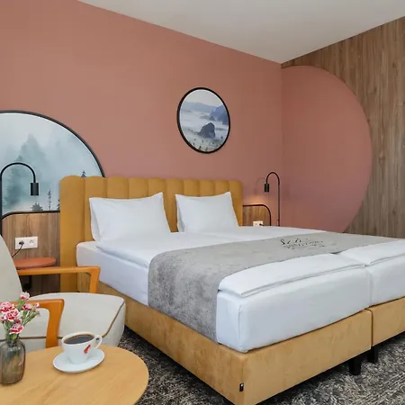 Santa Christina Mountain Hotel